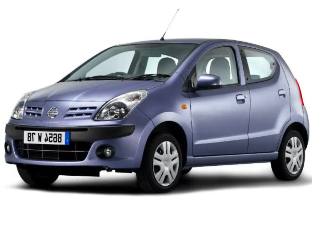 Nissan Pixo хетчбек