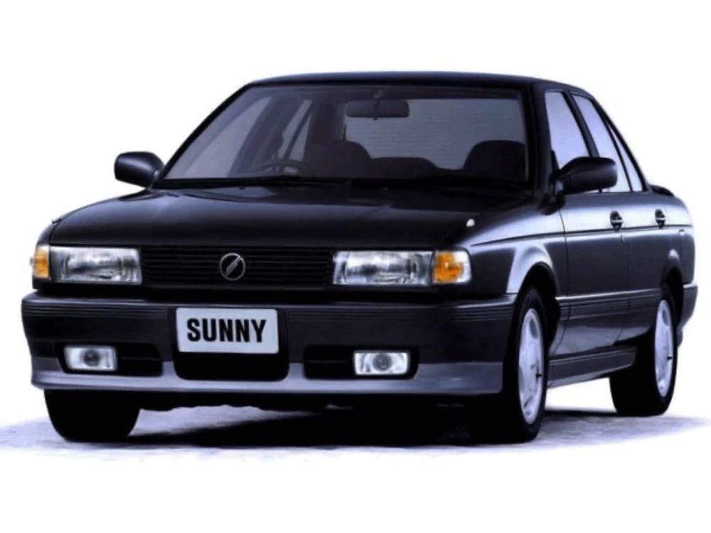 Nissan Sunny седан