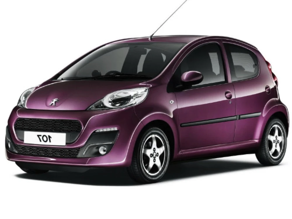 Peugeot 107 хетчбек