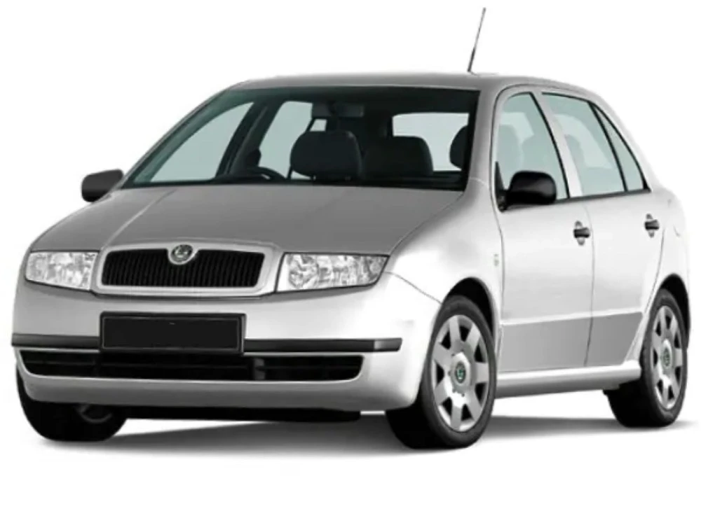 Skoda Fabia седан | подвійне головне світло
